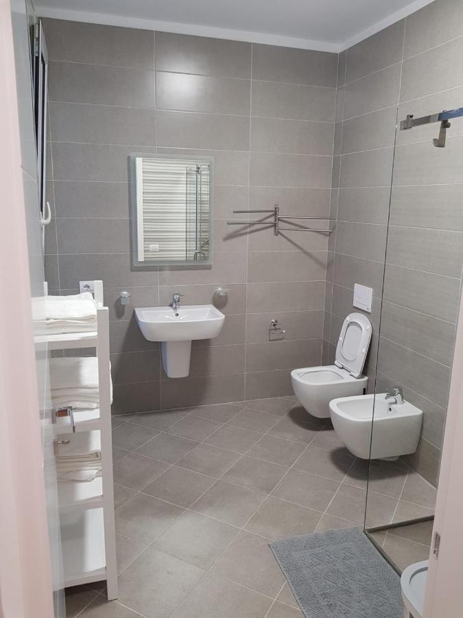 Artino Villa Durrës Exterior foto